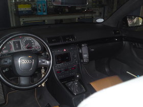 Audi A4 Avant 2.0 TDI DPF mit Navi Plus System Sommer +Winterbereift Alufelgen