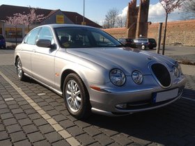 <<< JAGUAR S- Type 3.0 V6 RHD Automatic + LUXUS PUR in SILBER >>>