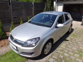 Opel Astra mit Standheizung & Telefon