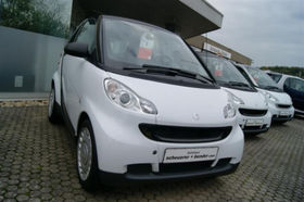 Smart fortwo coupé 1.0 45kW mhd pure