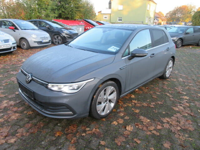 Volkswagen Golf 1.5 TSI Style