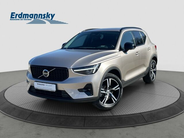 Volvo XC40 B4 Plus Dark