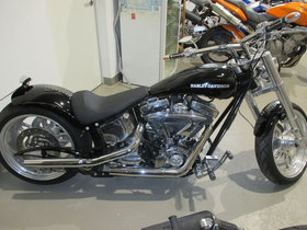 Harley Davidson Harley Nachbau RevTech Custom