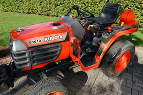 Kubota B1610 # Allrad - Kompakttraktor (Motorschaden)
